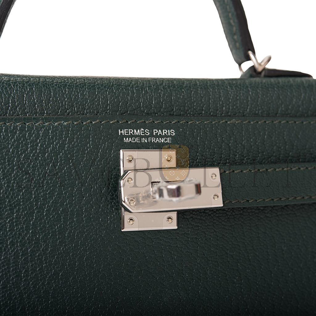 HERMÈS SELLIER KELLY II CHEVRE LEATHER TITAN GREEN WITH NORTHERN BLUE INSIDE (19*12*5.5cm) 